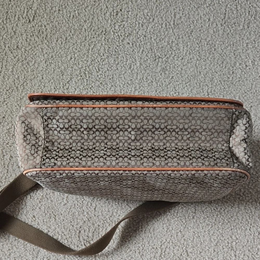 Coach Signature Hudson Commuter Messenger Bag F77004 Tan Laptop Diaper Travel
